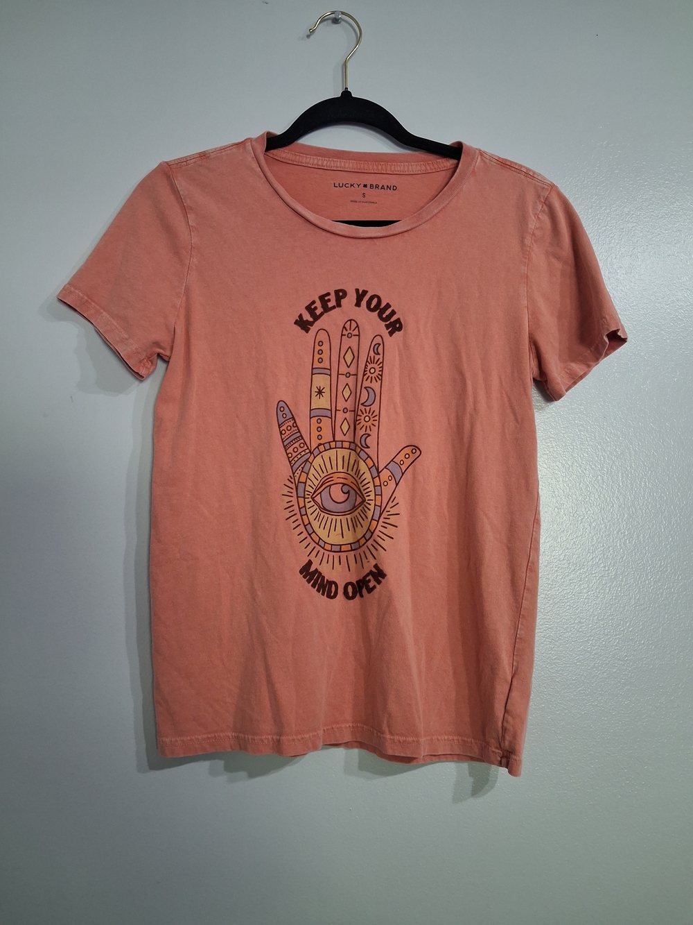 Lucky Brand Women's Coral Graphic Tee - Keep Your Mind Open